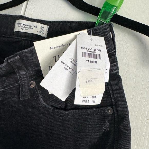 NWT!!!! Abercrombie and Fitch jeans- size 24/00 -90sRelaxed jean - Picture 6 of 8